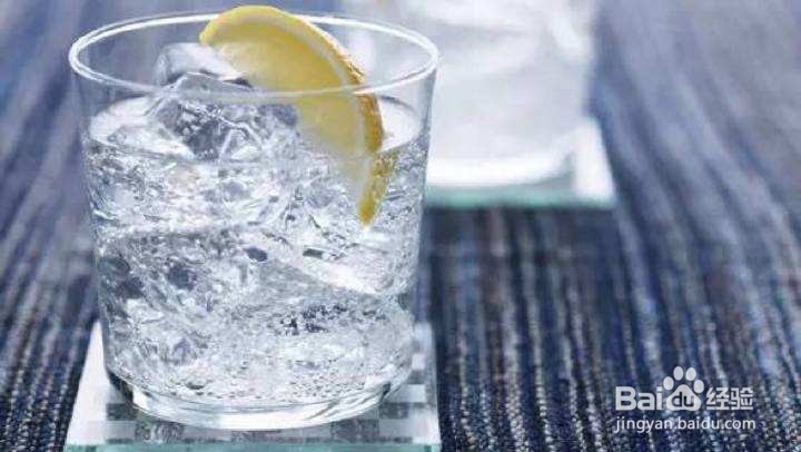 多喝热水好处多多，别以为只是一句敷衍