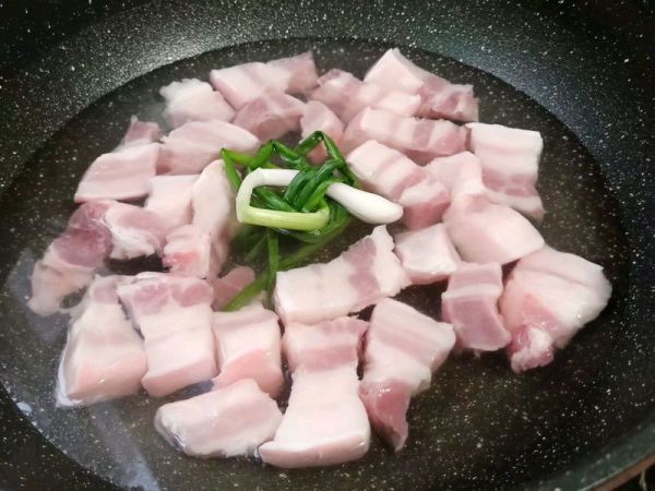 电饭煲版红烧肉