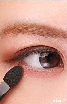 2012下眼睑包围式眼妆