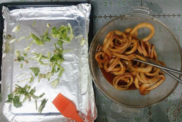 奥尔良烤鱿鱼圈