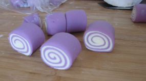 紫薯双色卷做法