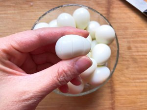 香辣啤酒卤鹌鹑蛋的做法