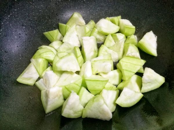 丝瓜毛豆虾米汤