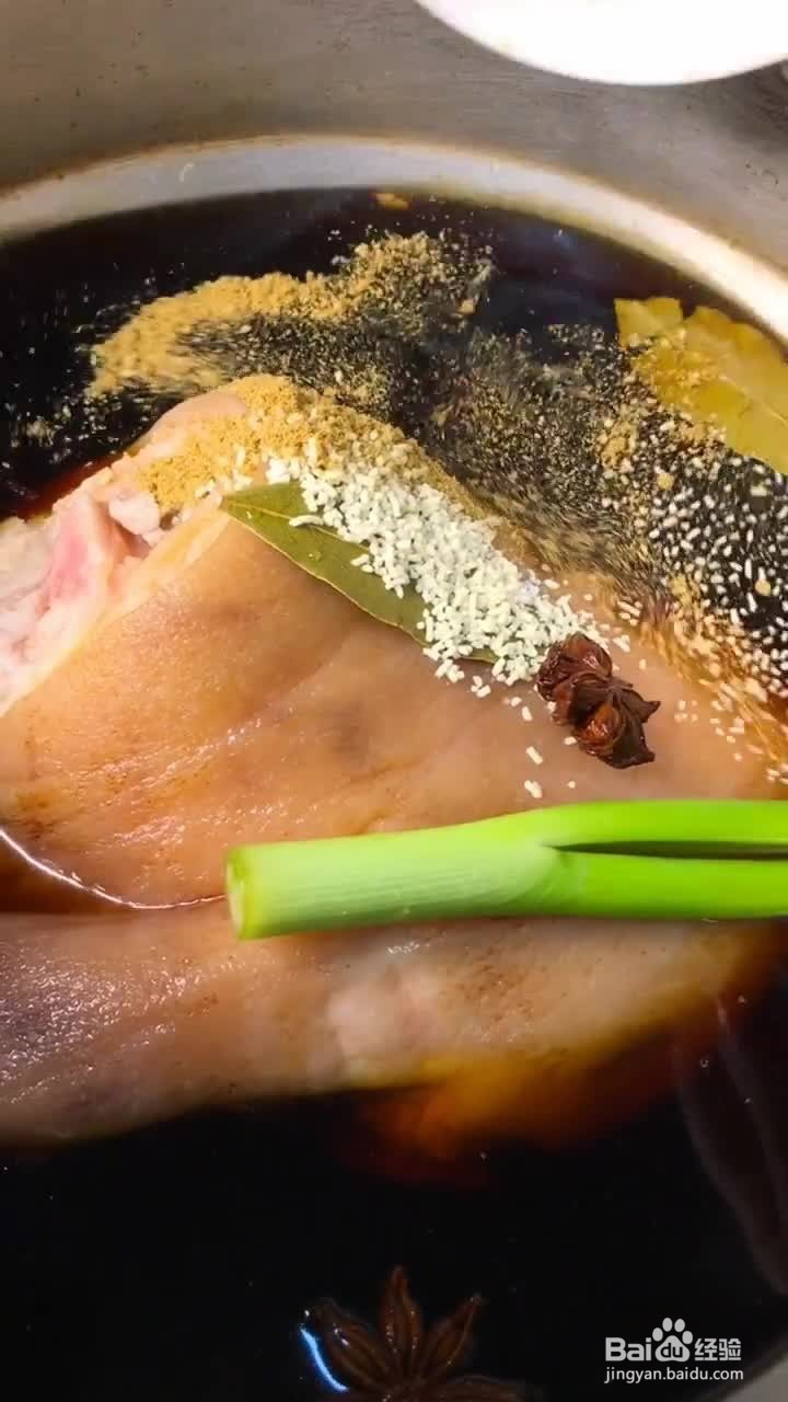 如何卤猪肘子好吃