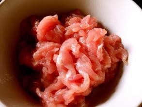 如何作美味正宗的鱼香肉丝