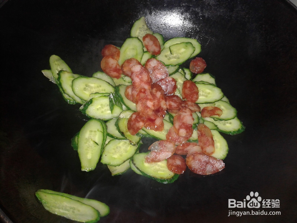 夏日菜——黄瓜片炒腊肠