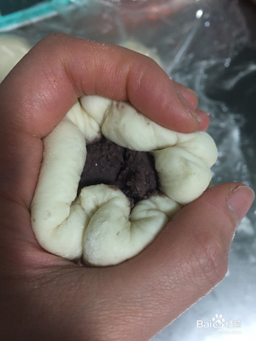 花朵豆沙面包怎么做