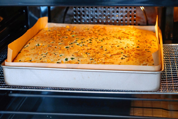 火腿香葱肉松蛋糕卷