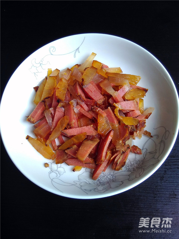 蒜薹炒腊肉的做法