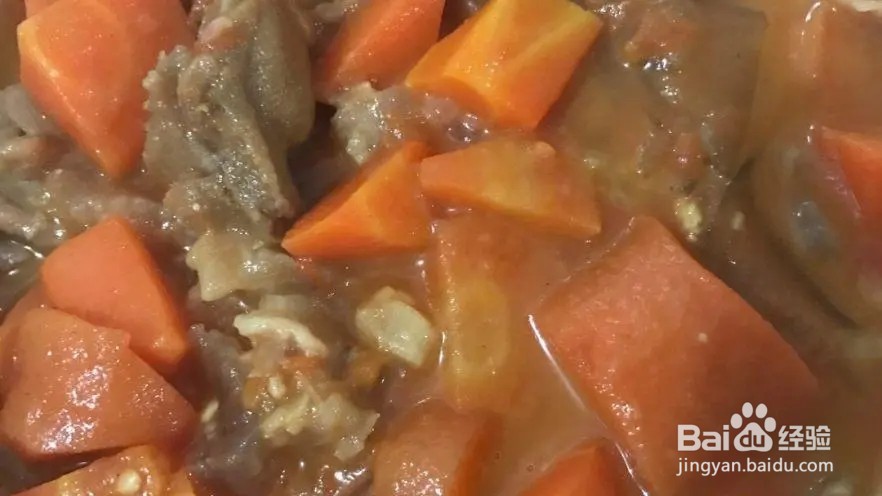 胡萝卜炖牛蹄筋