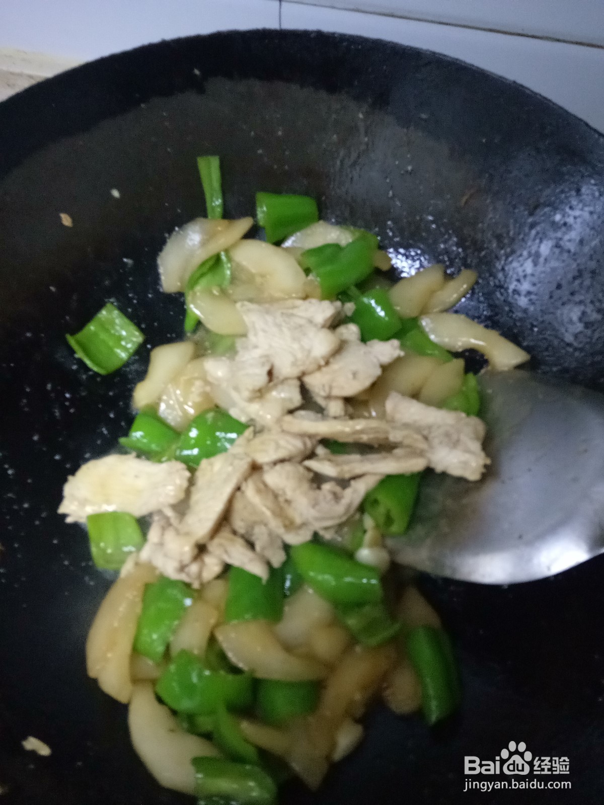 黄瓜青椒炒鸡胸肉