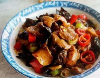 在家中如何做出好吃美味的剁辣椒炒鸡胗！