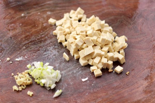 萝卜樱海鲜豆腐蒸饺