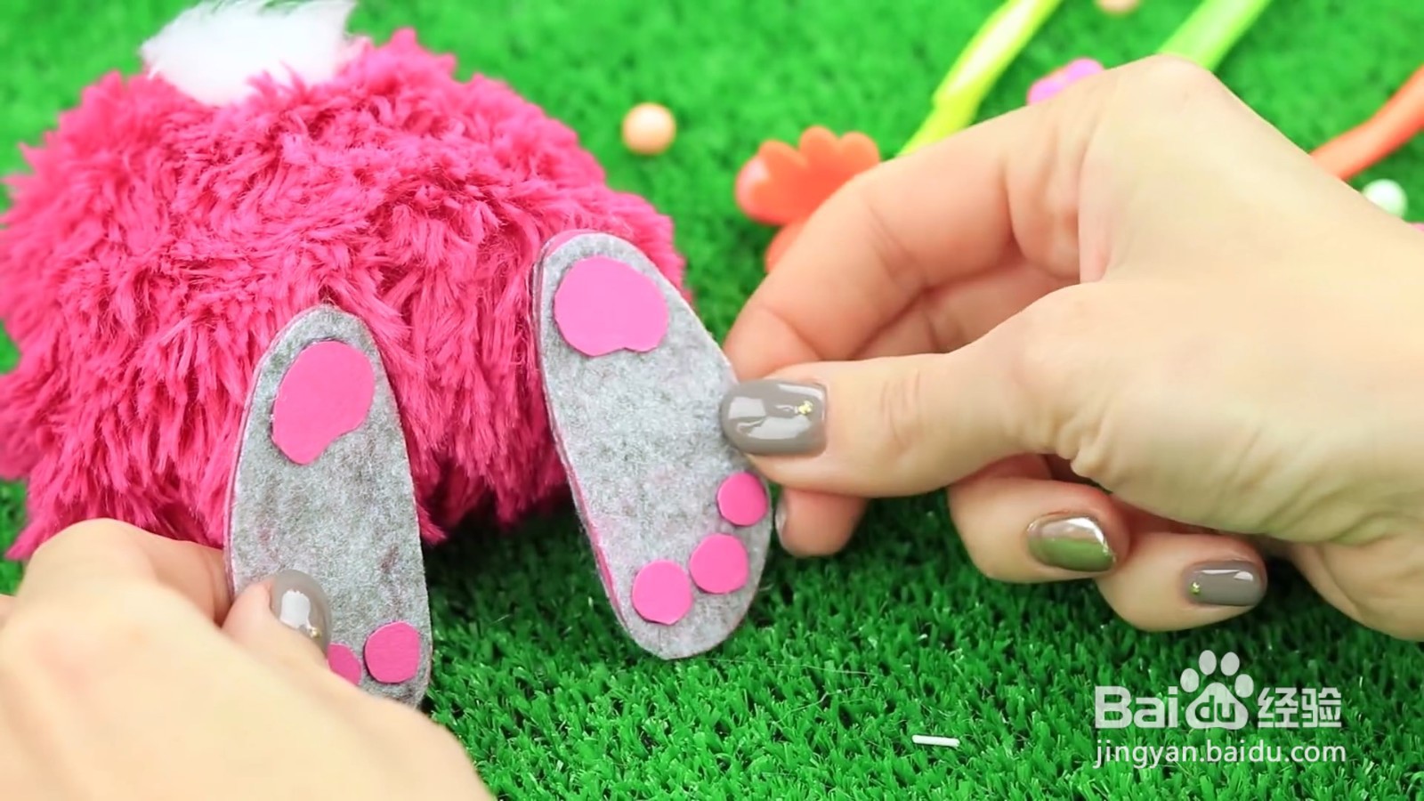 怎样制作毛绒植物花盆装饰品