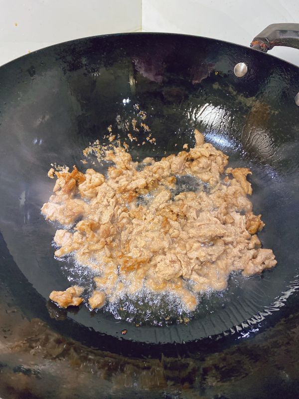 干煸麻辣牛肉丝