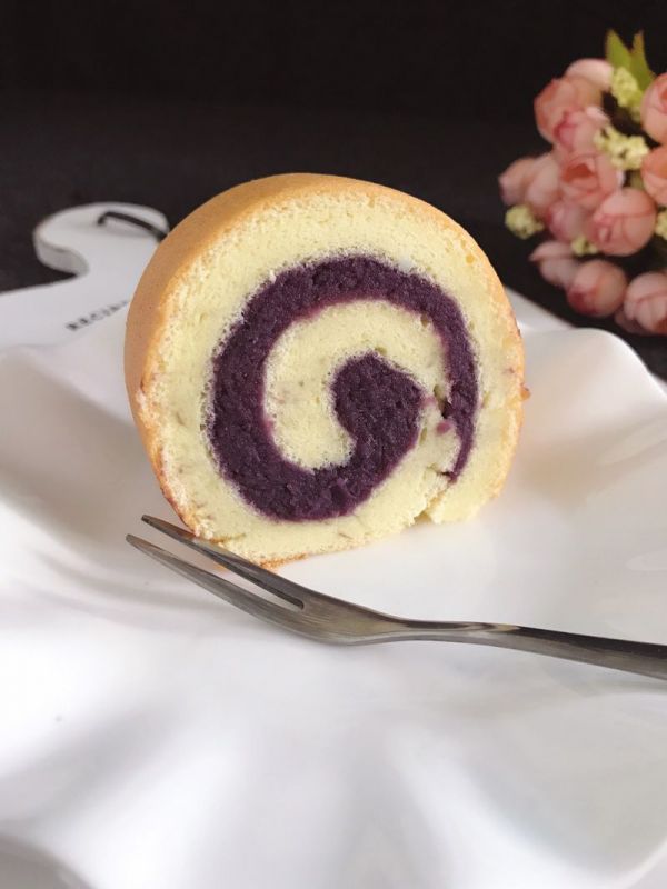 紫薯夹心蛋糕卷