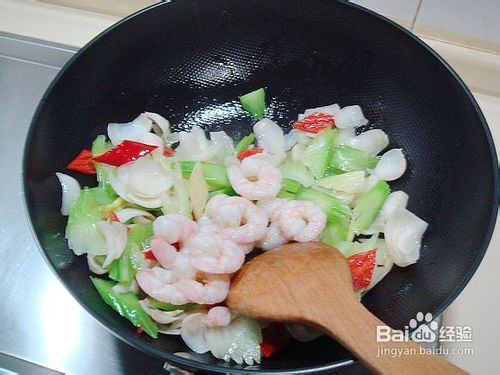 西芹百合炒虾球