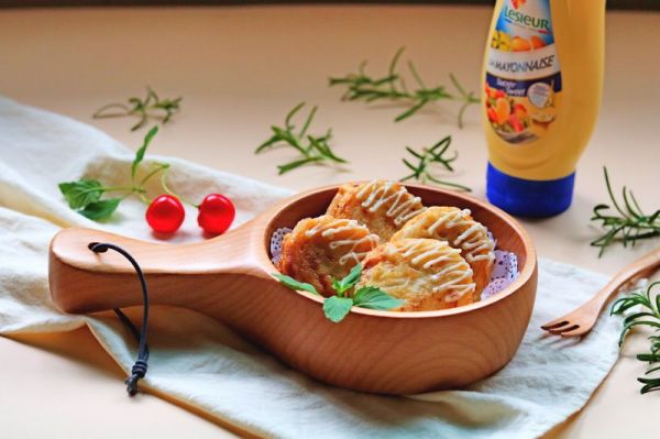 蛋黄酱甜炸藕盒