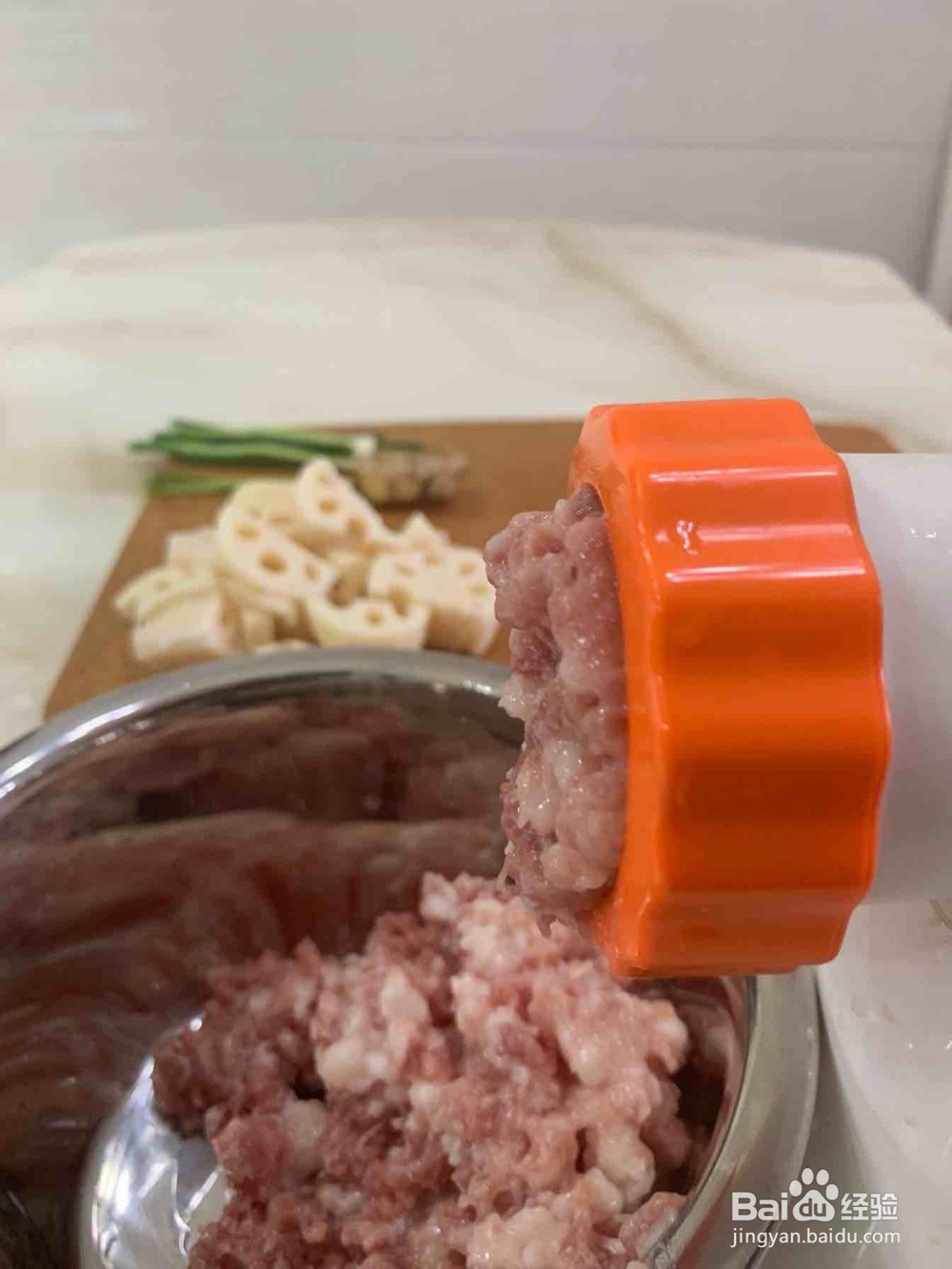 年夜菜推荐~四喜丸子的步骤