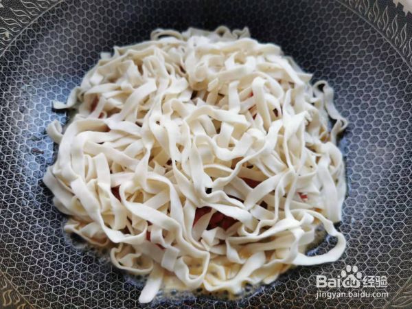 蒜香小龙虾焖面