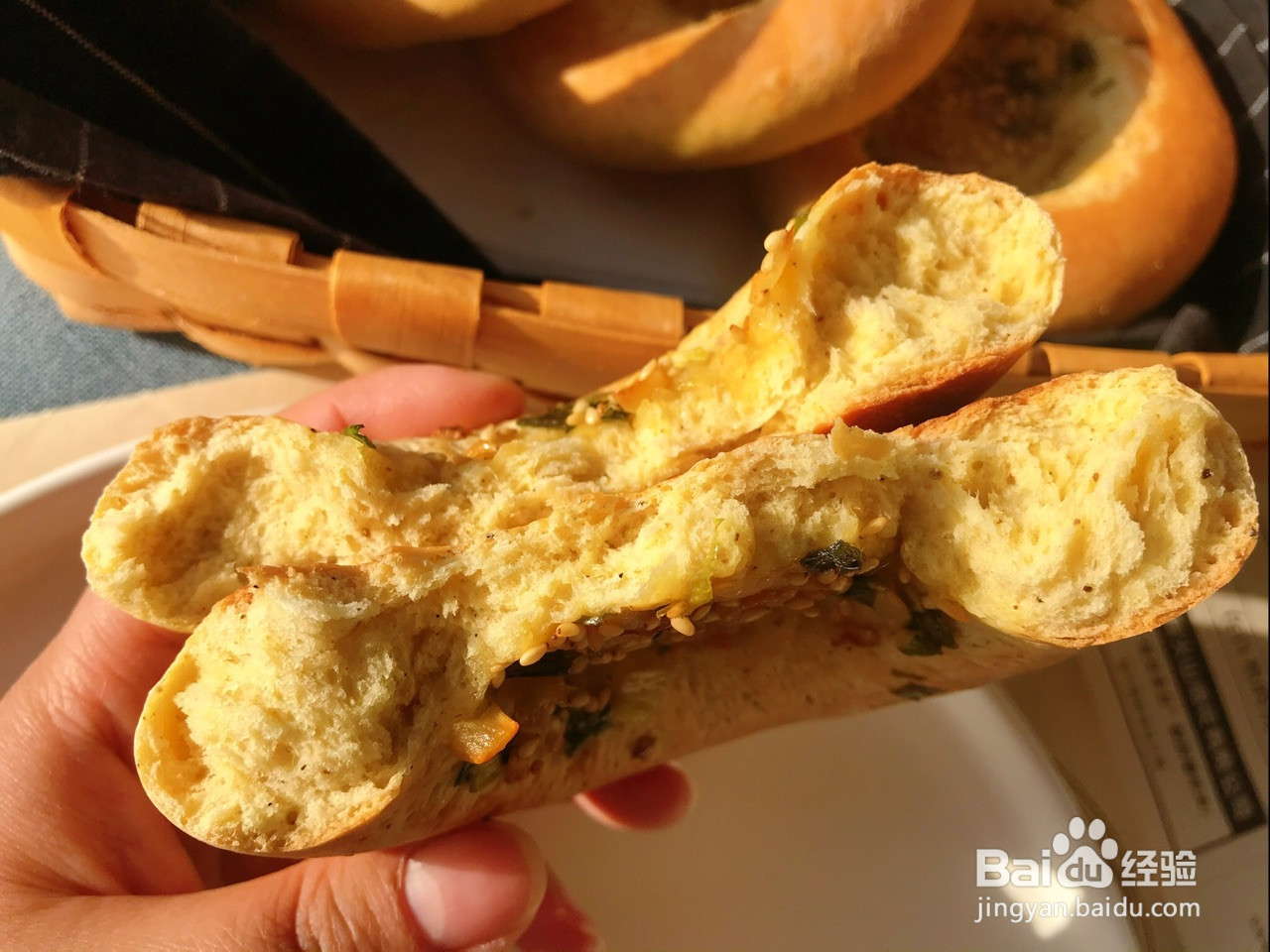 蒜香椒盐烤馕的做法