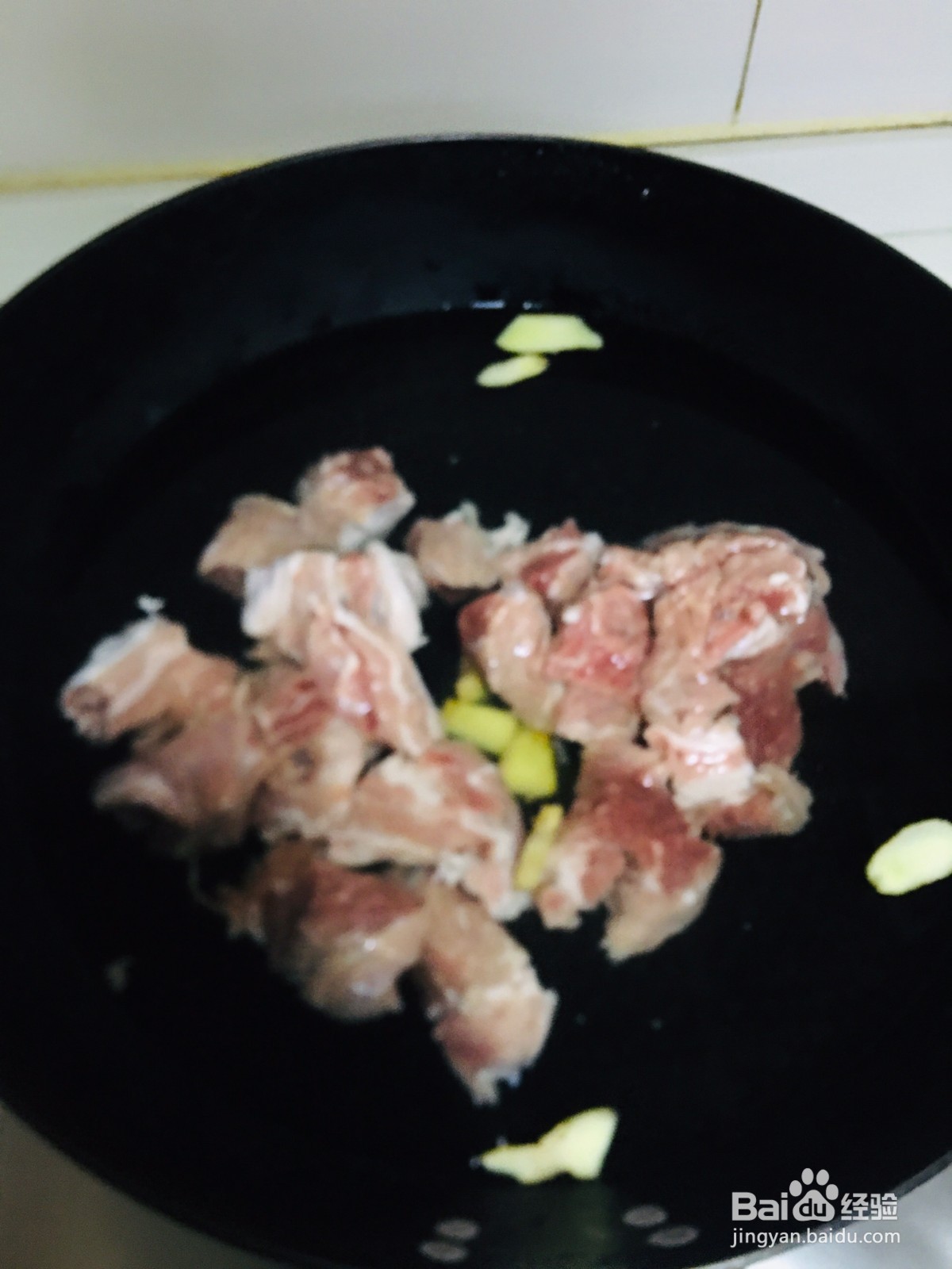 胡萝卜土豆炖牛腩的做法