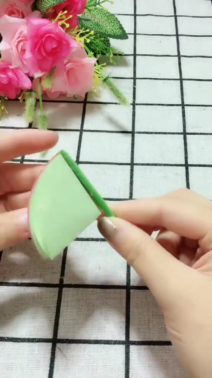 怎样漂亮的折纸花朵