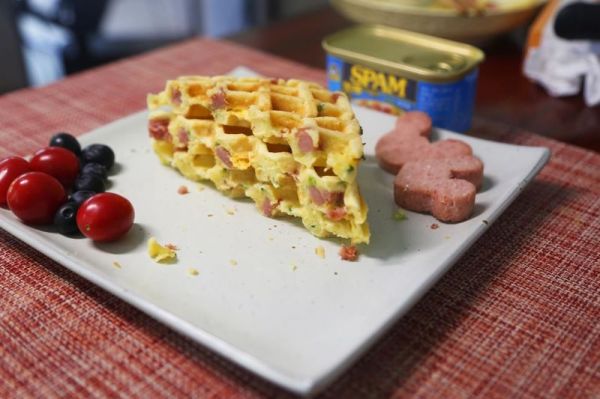 葱香午餐肉华夫饼