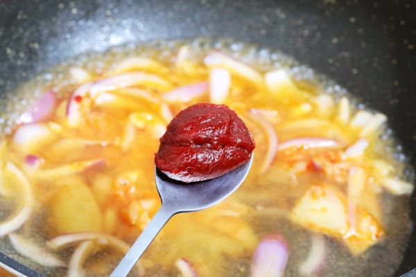 韩式泡菜豆腐汤