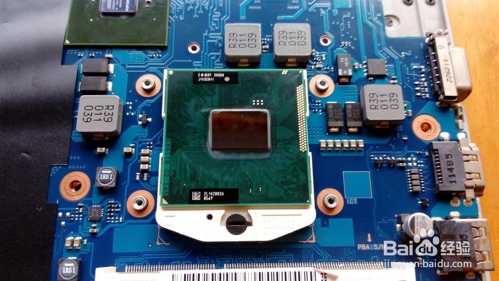 三星300E4A拆机清灰指南