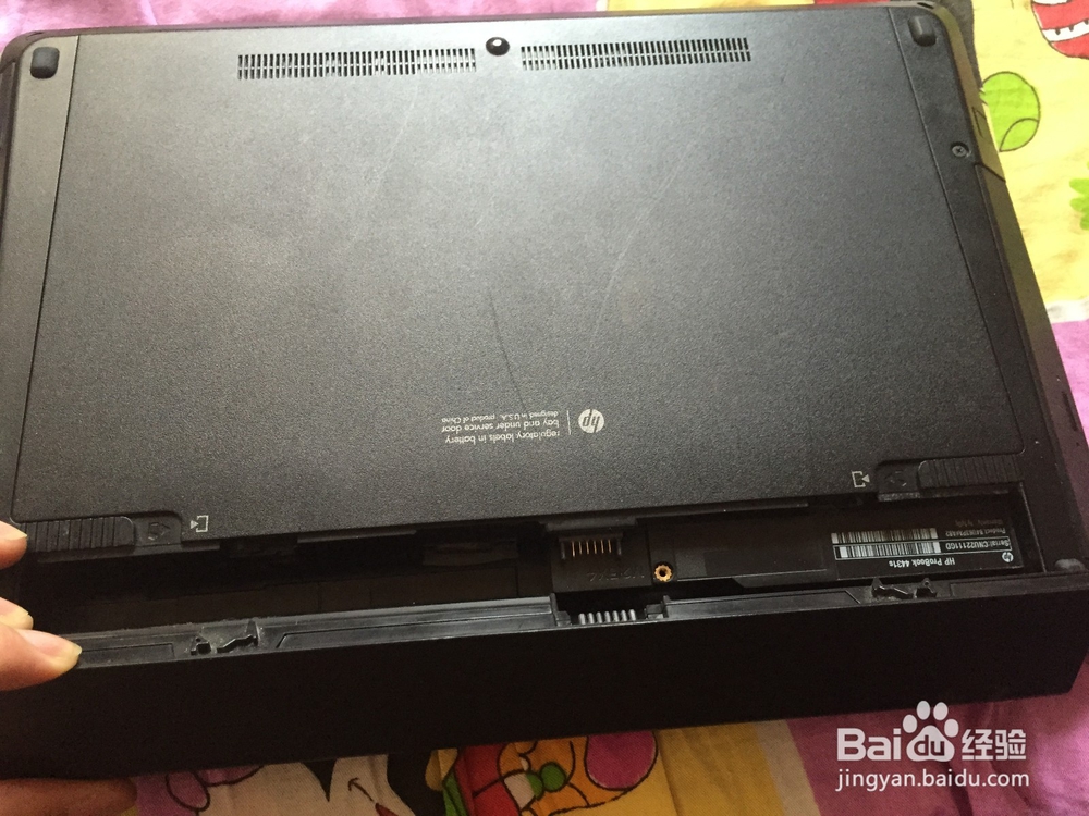 惠普HP ProBook 4431S拆机清理风扇方法