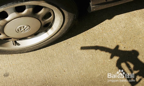 如何识别汽车品牌