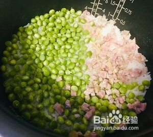 食补佳品腊肉豌豆饭的做法