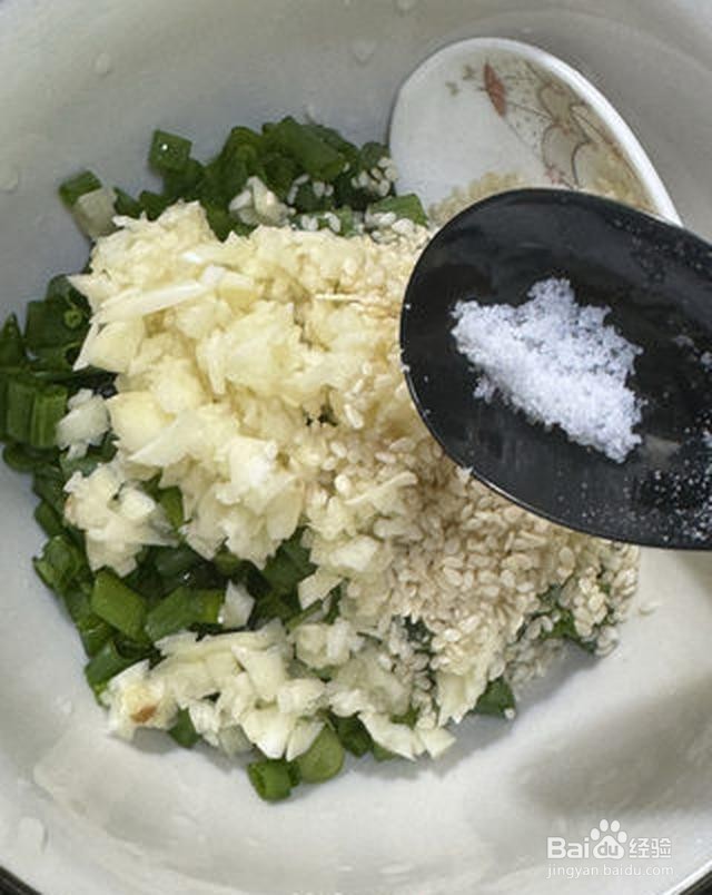 盐葱鸡腿肉怎么做？