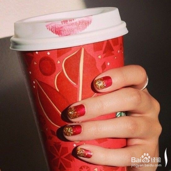 圣诞节降至，如何过个有气氛的节，从美甲开始吧