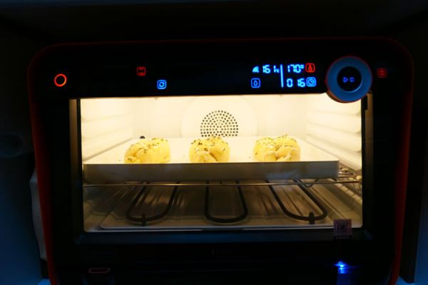 葱香肉松芝士包