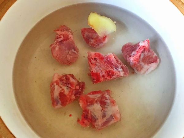 山药蛋排骨焖饭