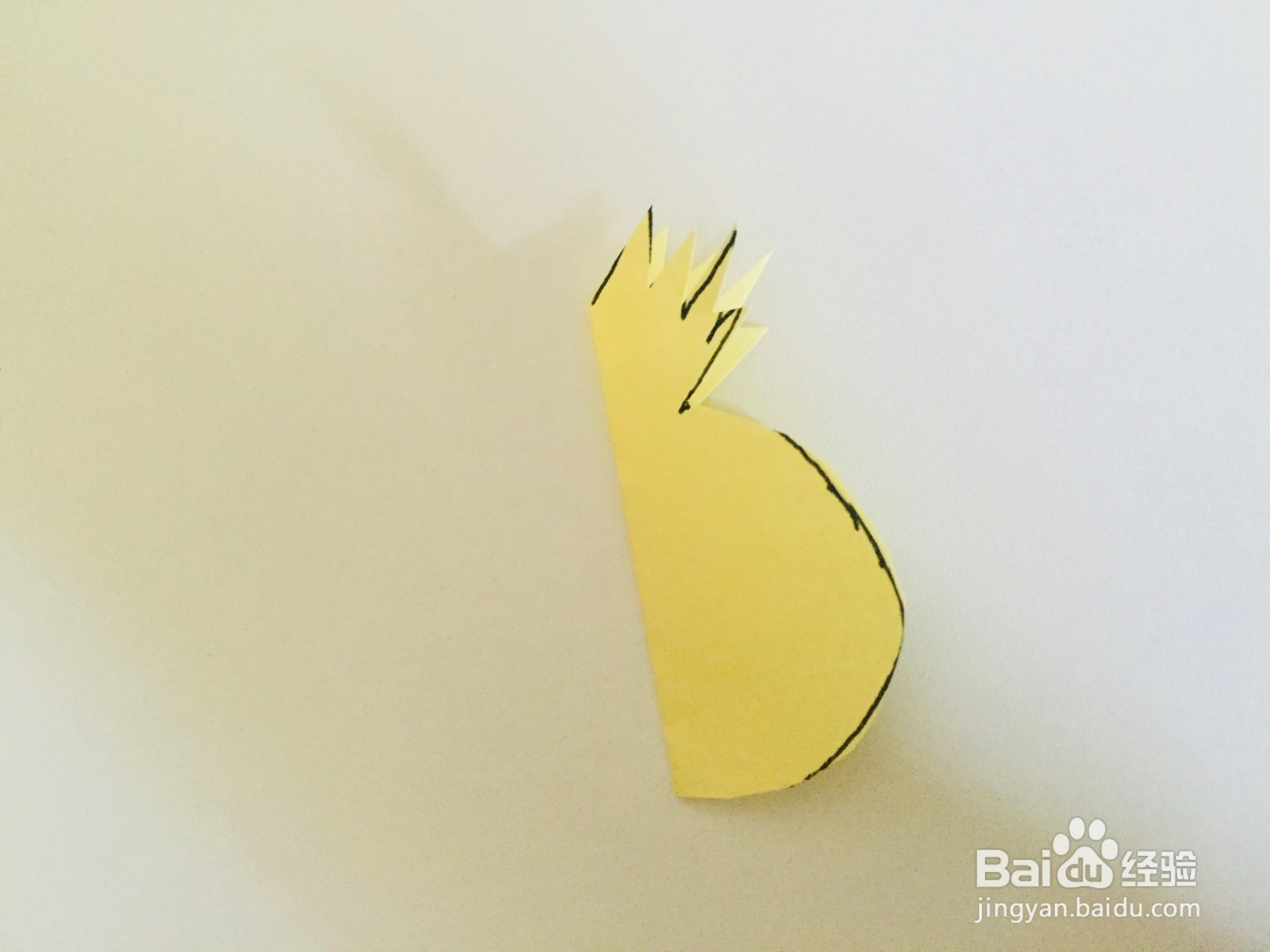 儿童剪纸——如何用彩纸剪胡萝卜、菠萝?