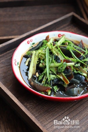 教你怎么做苦菊皮蛋