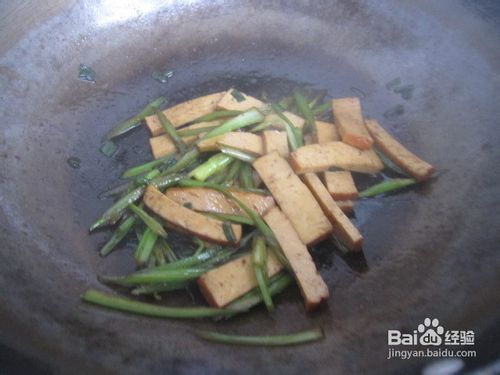 芹菜素鸡