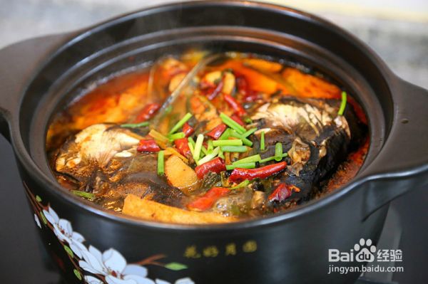 香辣草鱼豆腐煲