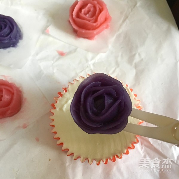 豆沙裱花杯子蛋糕