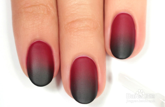 美甲渐变怎么做