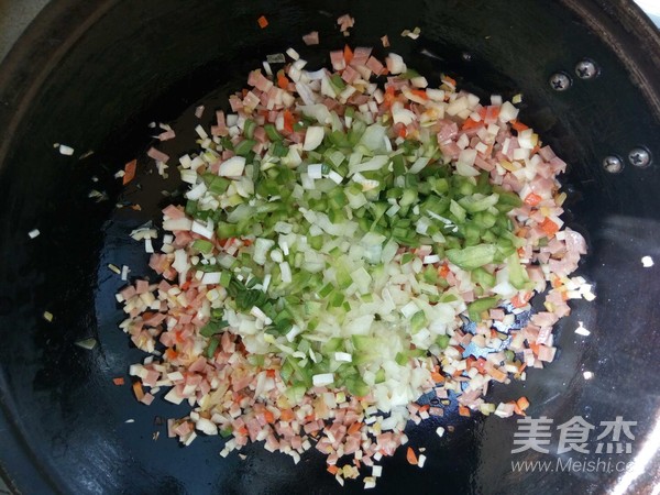 杂蔬炒二米饭