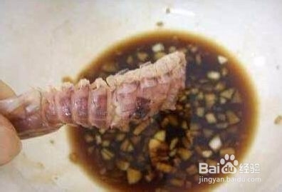 厨房小技巧：虾蛄快速剥皮无浪费方法