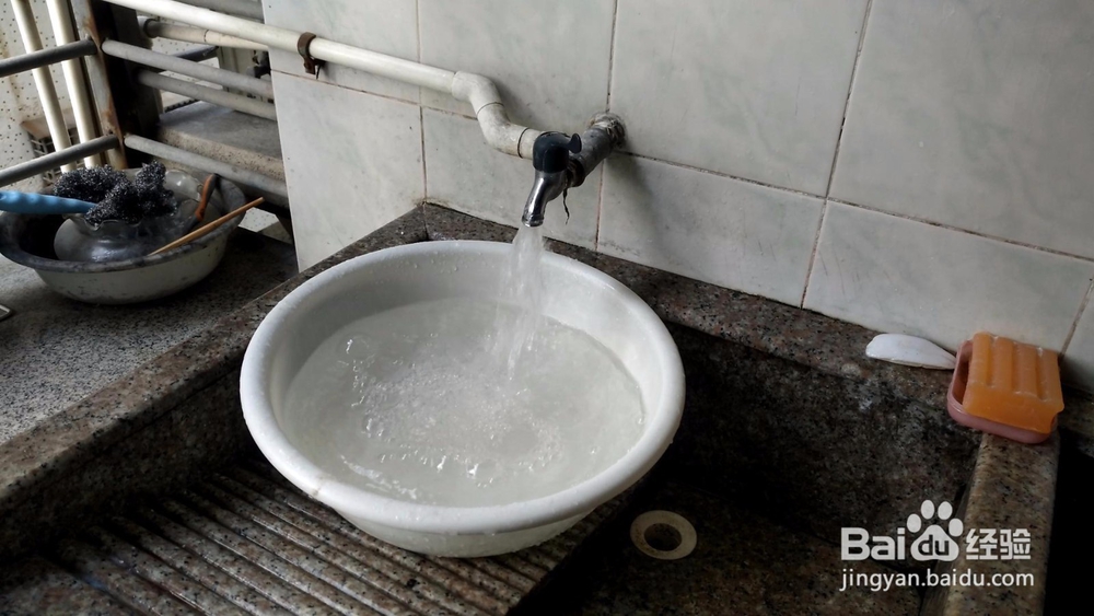 自来水管清洗流程及需要注意的细节
