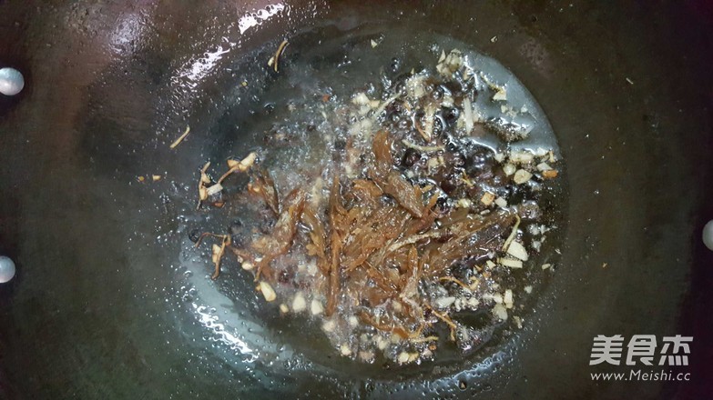 豆鼓鲮鱼油麦菜