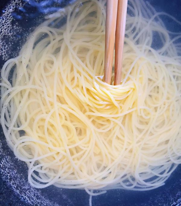 番茄鸡蛋玉米面条