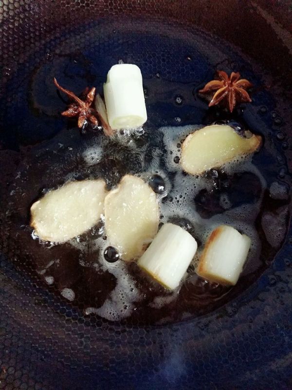油菜香菇烧丸子