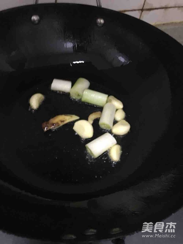土豆胡萝卜烧牛腩